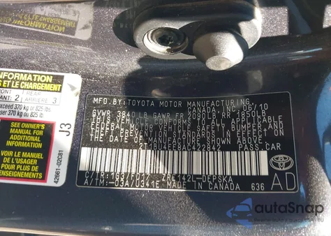 2010 Toyota Corolla S z USA, uszkodzony, nr VIN 2T1BU4EE8AC422842